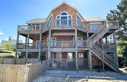 Ocean Hill Casa | V1233- Easton's Beach