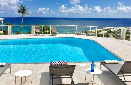 Oyster Pond Casa | V3 Magical view on the heights of Oyster Pond