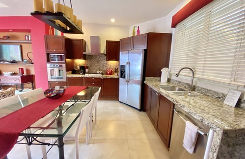 Zona romántica Apartamento | V399 - Casa Round Up
