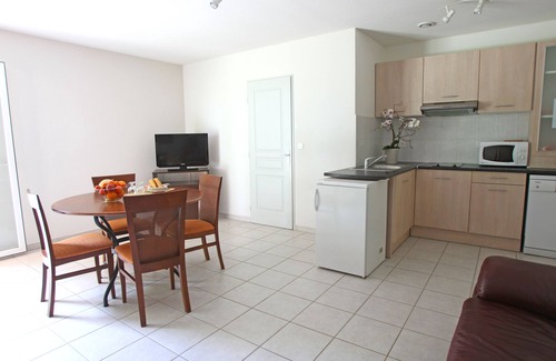 Chateauneuf-sur-Isere Apartamento | Vacancéole - Résidence le Domaine du Lac