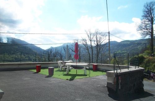 Laveissiere Apartamento | Vacances au pied des Monts du Cantal