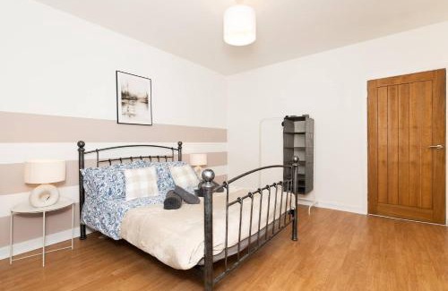 Dunfermline Apartamento | Vacant Nests The Milton Free Wifi