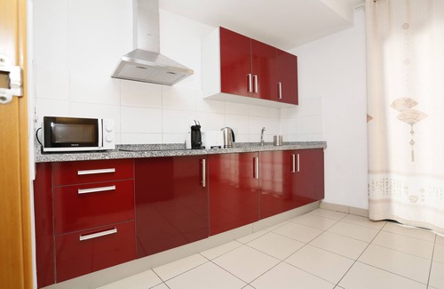 San Fernando Apartamento | Vacaciones 'Masvacation Hr 4roomterraceparking' con Terraza Privada, Wi-Fi y Aire Acondicionado