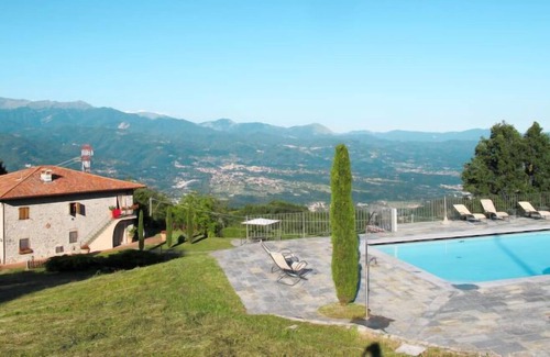 Molazzana Casa | Casa de vacaciones Limone + Rosmarino + Gelsomino en Castelnuovo di Garfagnana - 15 personas, 6 dormitorios