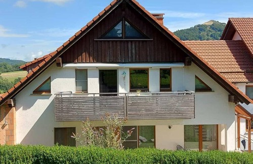 Poppenhausen Apartamento | Vacation apartment Wachtküppel - Holiday apartments Lahmenhof