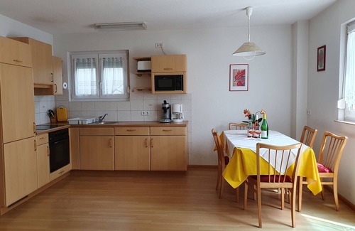 Endingen am Kaiserstuhl Apartamento | Apartamento de 85 m2, 2 dormitorios, máx. 7 personas, 1 - 7 personas - Weingut Schätzle