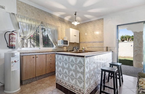 Los Franceses-la Vega Casa | Casa de vacaciones 'Casa Manoli Chiclana' con terraza privada