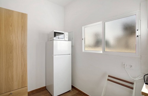 Santa Lucia Apartamento | Apartamento de vacaciones 'Casa Plaza San Nicolás De Bari' con vistas a la montaña