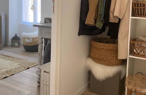 Egliseneuve-pres-Billom Casa | Vacation home