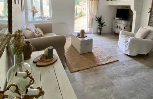 Egliseneuve-pres-Billom Casa | Vacation home