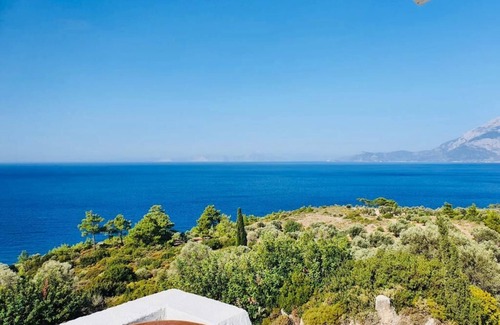 Marathokampos Casa | Vacation home with private pool
