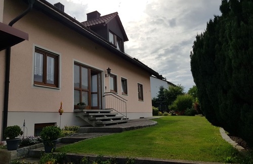 Bad Abbach Apartamento | Vacation apartment (105sqm) with fully equipped kitchen