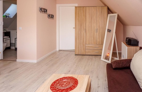 Vitzdorf Apartamento | Vacation apartment Villa FarbenFroh with terrace on Fehmarn