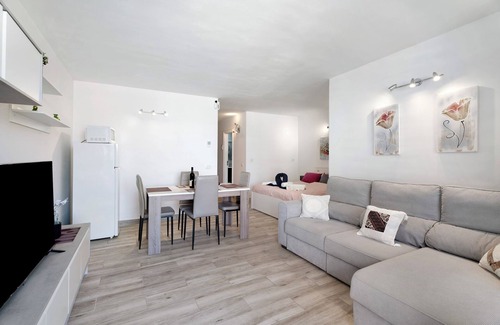 San Miguel de Abona Apartamento | Apartamento de vacaciones 'Green Mary' con piscina compartida, Wi-Fi y aire acondicionado