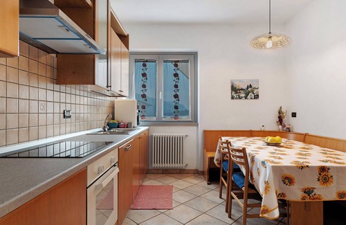 Dorsino Apartamento | Apartamento de vacaciones Ciclamino Superior Otto con vistas a la montaña, Wi-Fi y terraza