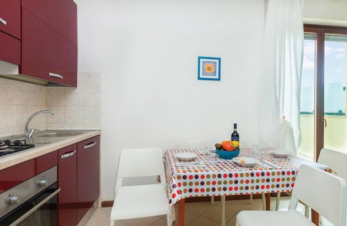 Villa Rosa Apartamento | Alojamiento de 2 habitaciones en V. R. di Martinsicuro