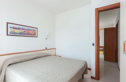 Villa Rosa Apartamento | Alojamiento de 2 habitaciones en V. R. di Martinsicuro