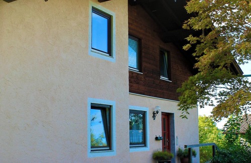 Staudach-Egerndach Apartamento | Vacation apartment Bergliebe, 90 m² for 2-4 persons, eat-in kitchen, bedroom, bathroom/WC, WLAN