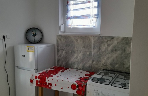 Balatonmariafurdo Villa | Apartamento con piscina para max. 3 personas directamente en el lago / BMO 8627