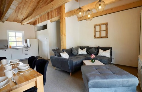 Eibau Apartamento | Vacation apartment Löbauer Berg - Lerchenberghof Eibau