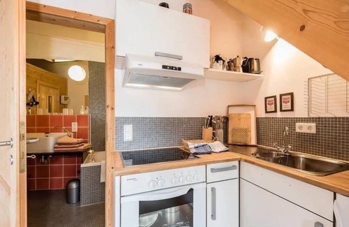 Epfach Apartamento | Vacation apartment/apartment for 4 guests with 85m² in Polling-Oderding (176059)