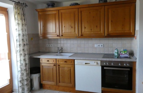Saaldorf-Surheim Apartamento | Apartamento de 120 m² con 2 sep. dormitorio