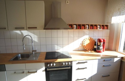 Niederbreitbach Apartamento | Vacation apartment Haus Sonnenschein - apartment/flat, bathtub, 2 bedrooms