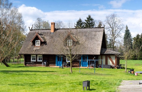 Kolonie Apartamento | Vacation apartment Zaunkönig - Thatched plank house Zum Heuschober
