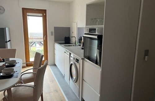 Idar-Oberstein Apartamento | Vacation apartment Zur Goldschmiede - apartment/flat, shower, WC, 2 bedrooms