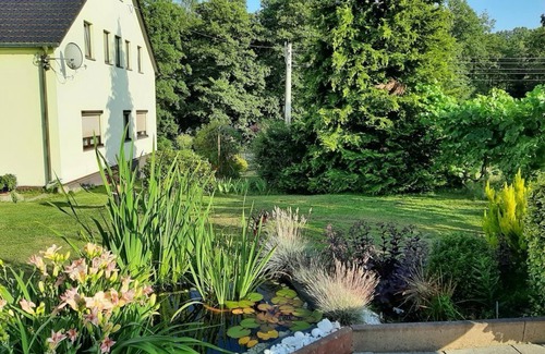 Langenweißbach Apartamento | Vacation apartment in the green Mulde valley