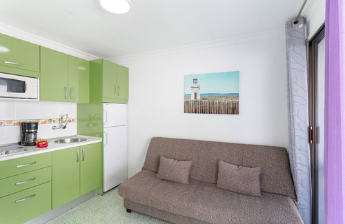 Lomo Quiebre Apartamento | Apartamento de vacaciones 'Los Angeles 3' con vistas al mar, terraza compartida y Wi-Fi