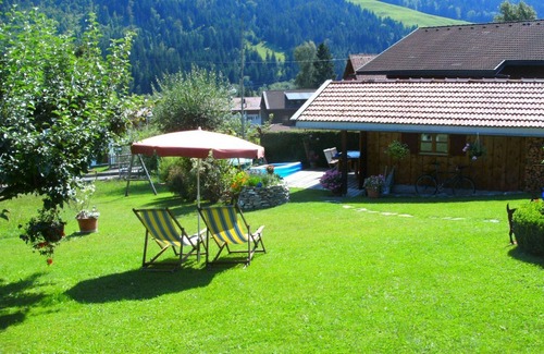 Vorderhindelang Apartamento | Vacation apartment Alpenrose with south-facing balcony - Ferienwohnungen Haas
