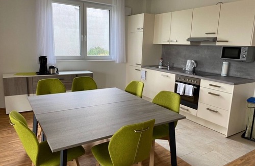 Oerlinghausen Apartamento | Vacation apartment/apartment for 8 guests with 103m² in Oerlinghausen (158958)