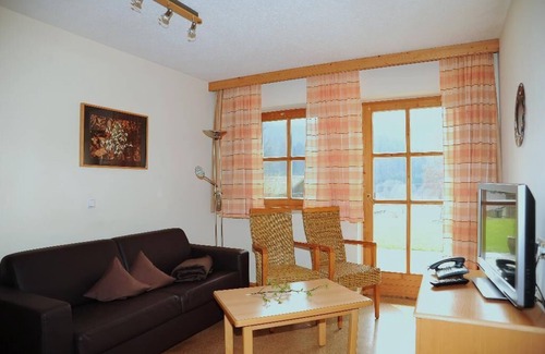 Klinglbach Apartamento | Vacation apartment (47sqm) with solid wood furniture and use of sauna