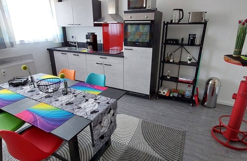 Sulzbach Apartamento | Vacation apartment 90 m2, 2 minutes walk to the hospital in the center of Sulzbach
