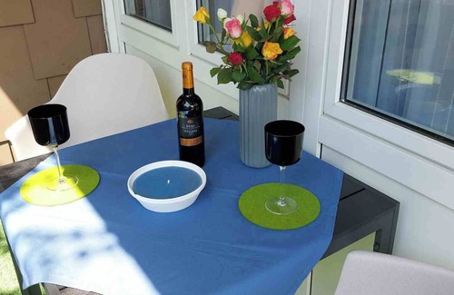 Sulzbach Apartamento | Vacation apartment 90 m2, 2 minutes walk to the hospital in the center of Sulzbach