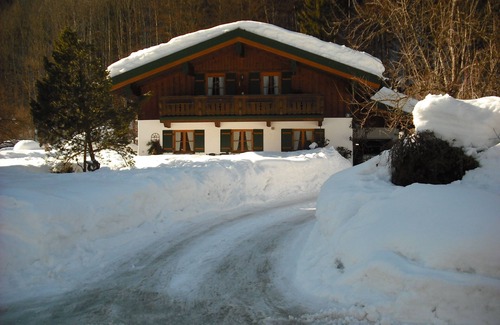 Ruhpolding Apartamento | Apartamento am Märchenwald (48 m 2), balcón, cocina, 1 dormitorio y 1 salón / dormitorio, máximo 4 personas