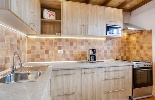 Buen Paso Apartamento | Apartamento de vacaciones 'Apartamento Vemar' con vistas al mar, terraza compartida y Wi-Fi