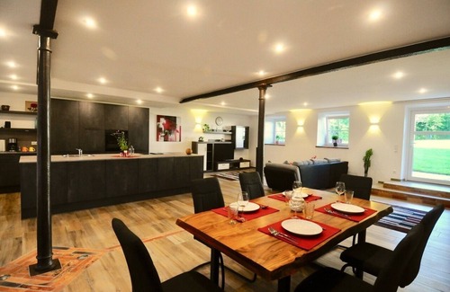 Ebersberg District Apartamento | * NUEVO * Apartamento "Am Brucker Moos"