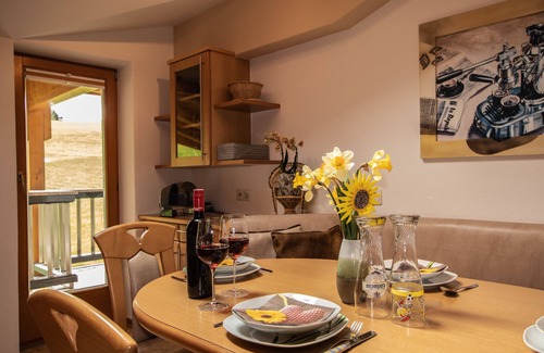Wildschoenau Apartamento | Vacation apartment/apartment for 8 guests with 150m² in Thierbach (271484)