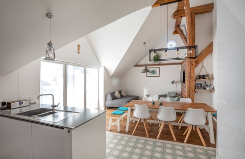 Esens Apartamento | Vacation apartment/apartment for 8 guests with 110m² in Esens (269028)
