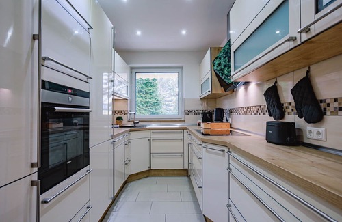Holsterhausen Apartamento | Vacation apartment/apartment for 7 guests with 90m² in Essen (272774)