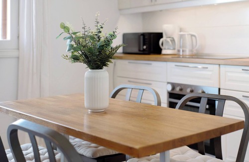 Telde Apartamento | Apartamento de vacaciones 'Balcon de Porteria' con vistas a la montaña, balcón y Wi-Fi