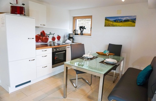 Schraden Apartamento | Vacation apartment "Bergblick Souterrain"