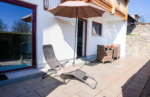 Schraden Apartamento | Vacation apartment "Bergblick Souterrain"