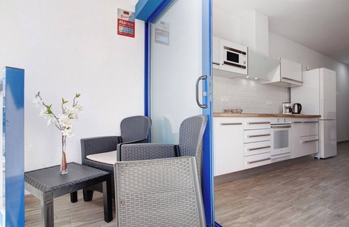 El Cotillo Apartamento | Apartamento de vacaciones 'Cotillo Esencia Tropical' con terraza privada y Wi-Fi