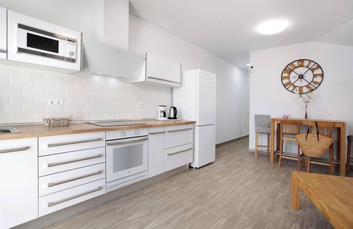 El Cotillo Apartamento | Apartamento de vacaciones 'Cotillo Esencia Tropical' con terraza privada y Wi-Fi