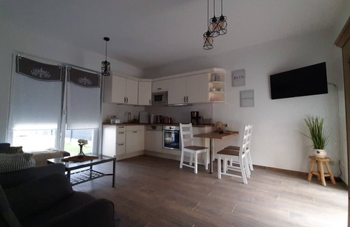 Schonwald Apartamento | Vacation apartment Claudia kl. FW - Holiday home zur Eiche am Dorfanger