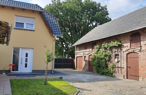 Schonwald Apartamento | Vacation apartment Claudia kl. FW - Holiday home zur Eiche am Dorfanger