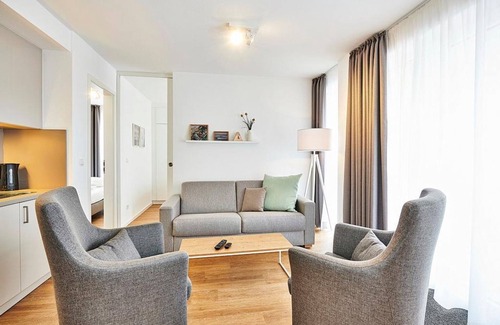 Bensersiel Apartamento | Vacation apartment close to the beach with large balcony incl. use of swimming pool & sauna -